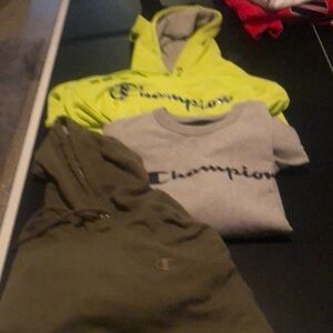 Lot of 4 Medium Champion Sweatshirts Men’s Medium
